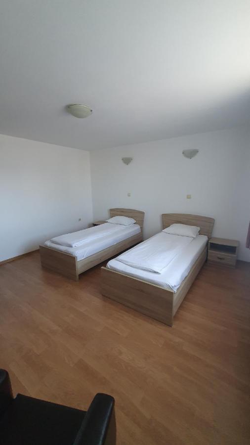 Motel Pacific 데바 외부 사진