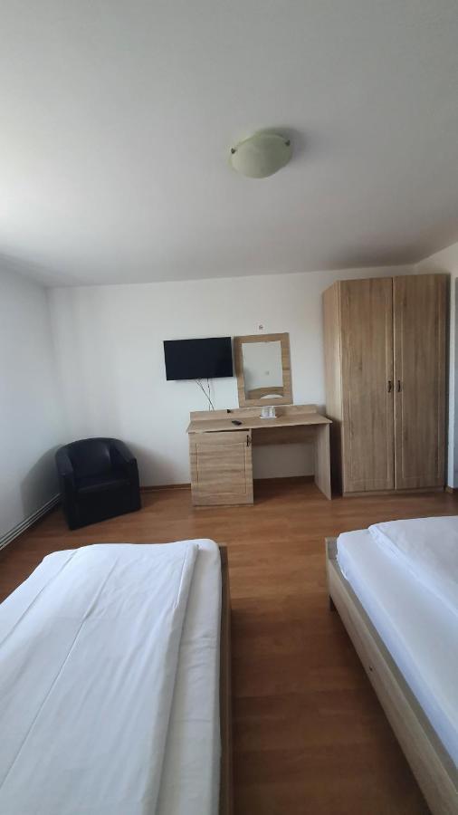 Motel Pacific 데바 외부 사진